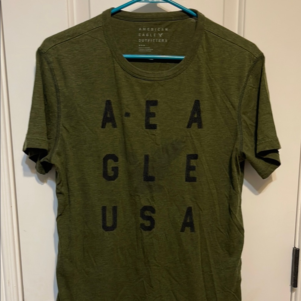 American Eagle Outfitters Green Short Sleeve Tee